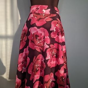 Agnes & Dora Floral Midi Skirt with Pockets